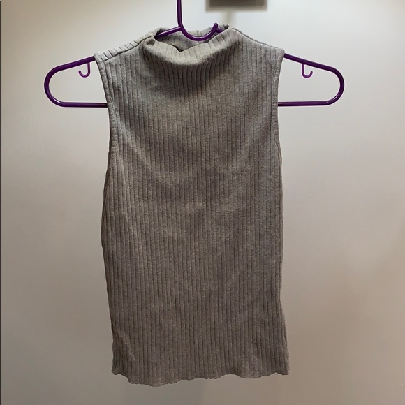 ZARA TANK SIZE M FITS LIKE A SMALL - Picture 1 of 4